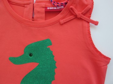 Someone zeepaard shirt 2